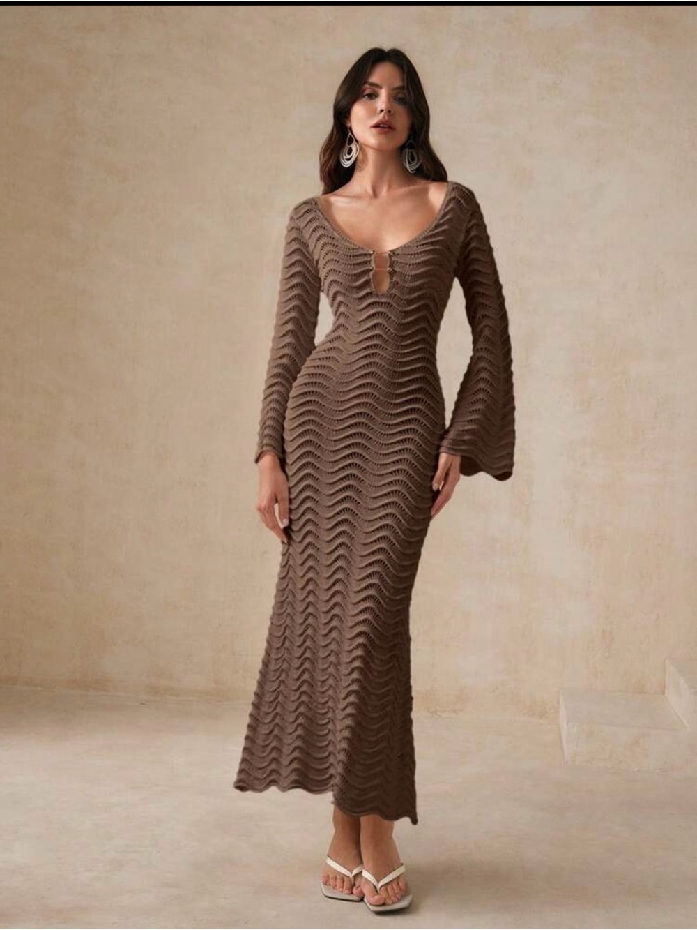 Brown Wave-Knit Long Sleeve Maxi Dress